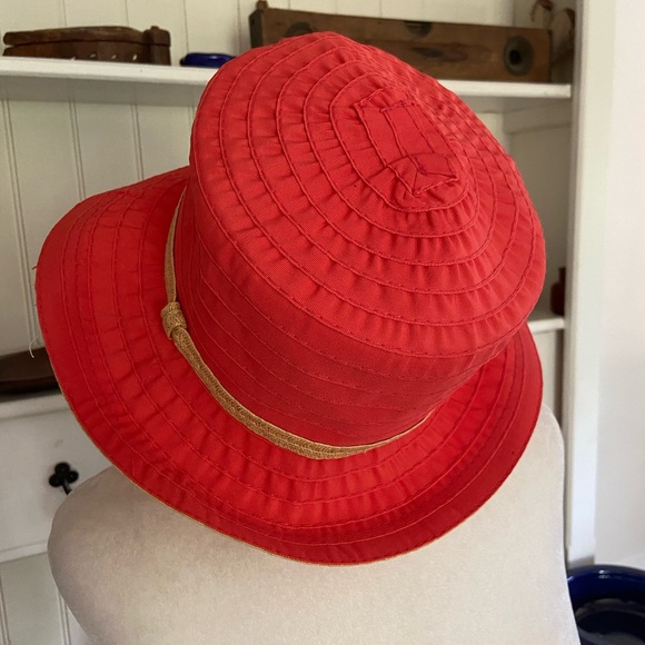 Woolrich bucket hat - Picture 2 of 3